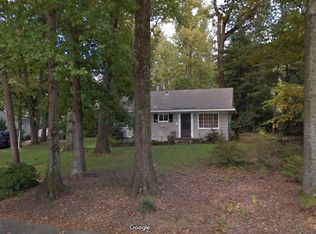 1405 Latham Rd, Greensboro, NC 27408