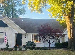 6657 Dearborn Dr, Mission, KS 66202