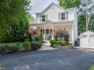 382 Juniper St, Warminster, PA
