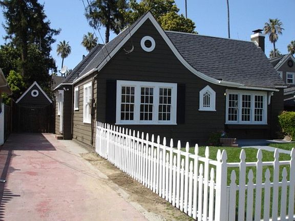 2nd image of 1007 Bird Ave
