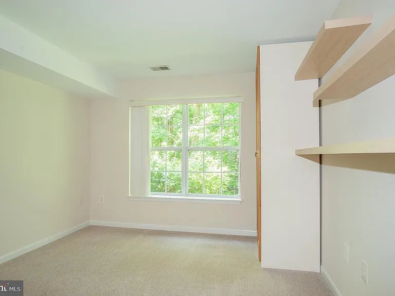 5958 Founders Hill Dr #101B — Photo 16