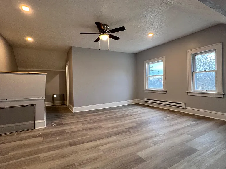 3rd floor bedroom