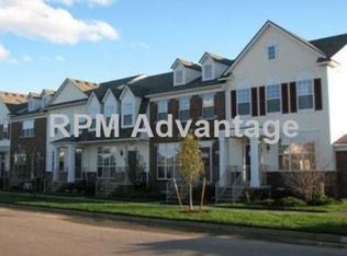 6116 Heron Hills Dr, Walled Lake, MI 48390