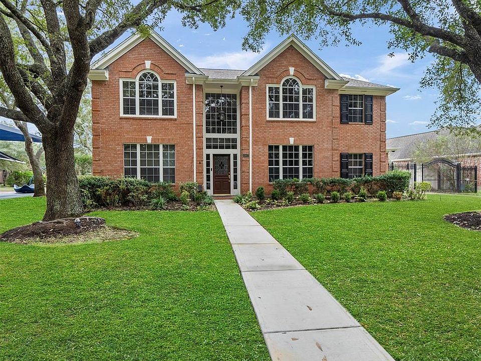 1st image of 4907 Plantation Run Dr