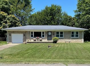 7701 Bluebonnet Rd, Louisville, KY 40258