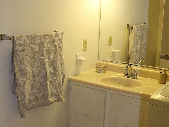 2nd image of 2706 Mimosa Ct #2706