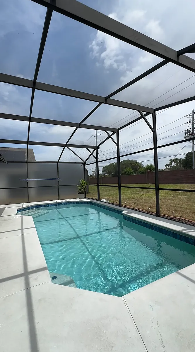 Building Photo - 1204 Casterton Cir