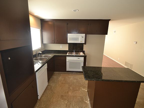2nd image of 185 Coleridge Dr