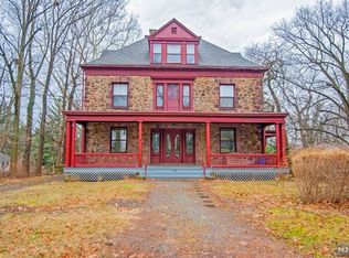 191 Serpentine Rd, Tenafly, NJ 07670