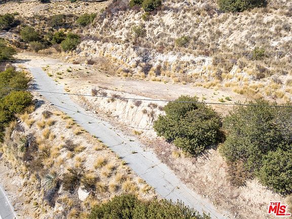 4th image of 5401 Angeles Crest Hwy