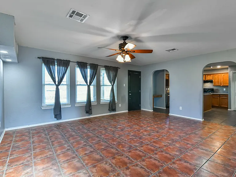 5303 Western Swing Ct — Photo 7