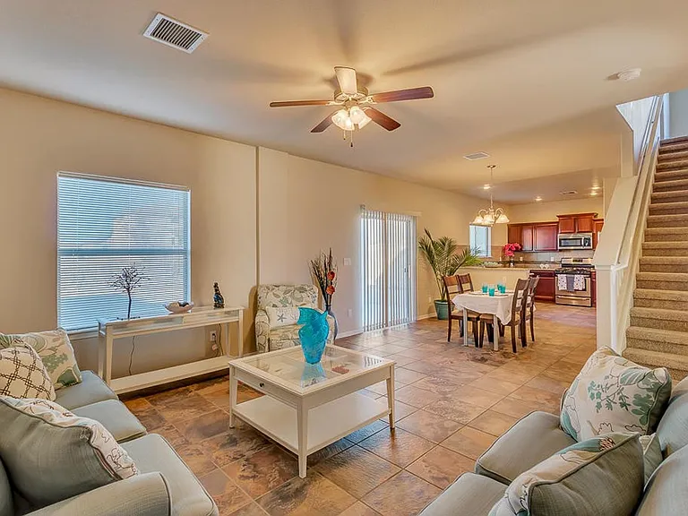 7421 Red Cedar Dr — Photo 7