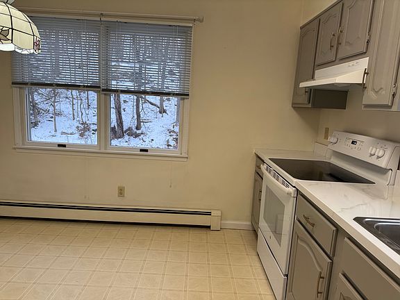 3rd image of 29 Intervale Ave
