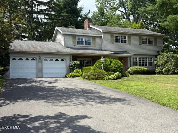 837 Worcester Drive, Schenectady, NY 12309