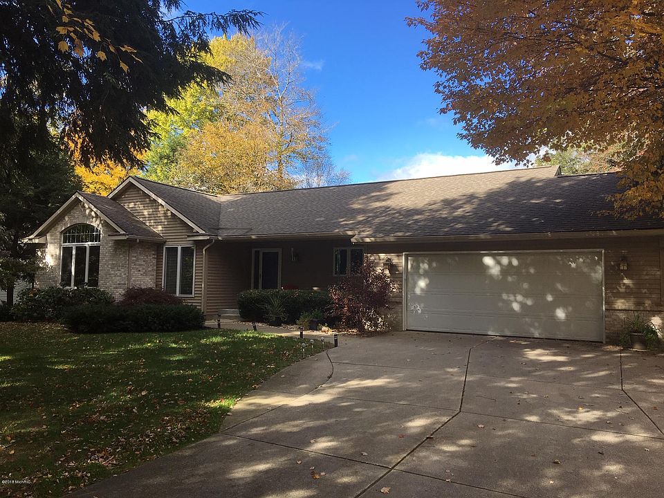 1st image of 6729 Beech Creek Dr