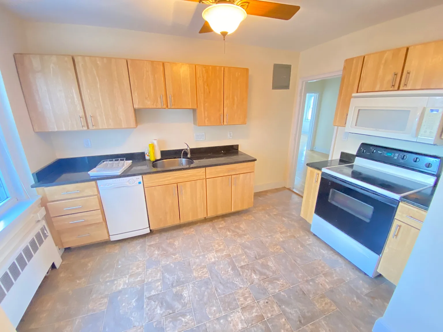 1 bed, $2,150 — Photo 4