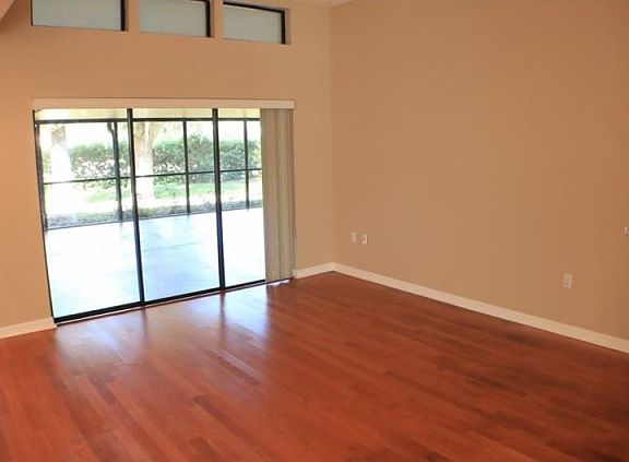 4th image of 2810 Hammock Dr