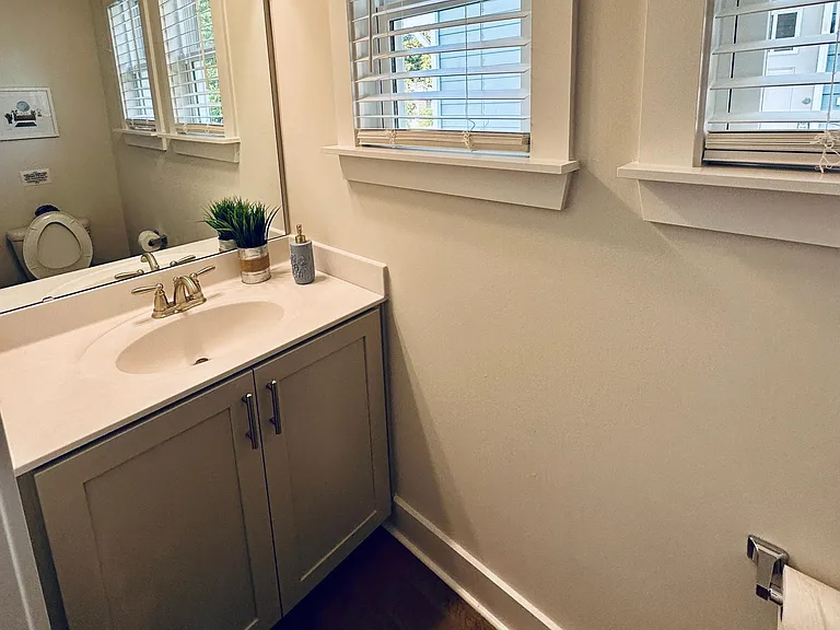 1002 Linwood Ave — Photo 31