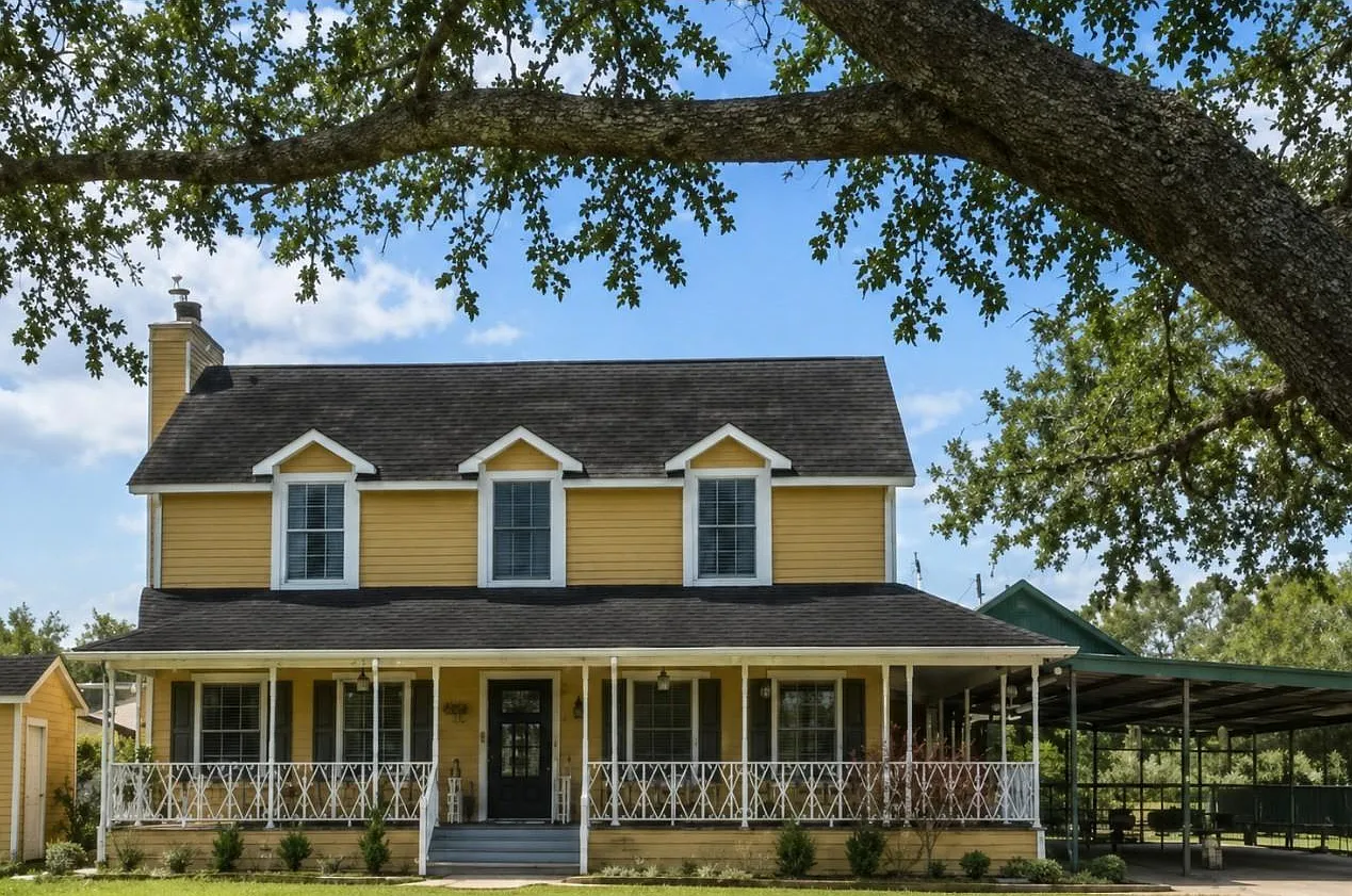 4 bed, 3.5 bath, 2423 sqft, $3,499 — Photo 1