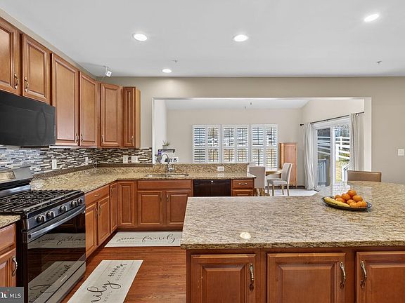 4th image of 13404 Saint Simons Chapel Ct