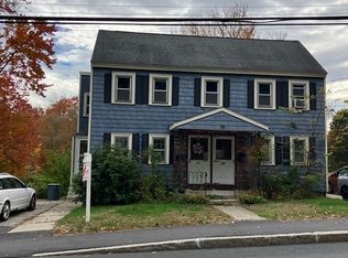 40 Stevens St #1, Andover, MA 01810