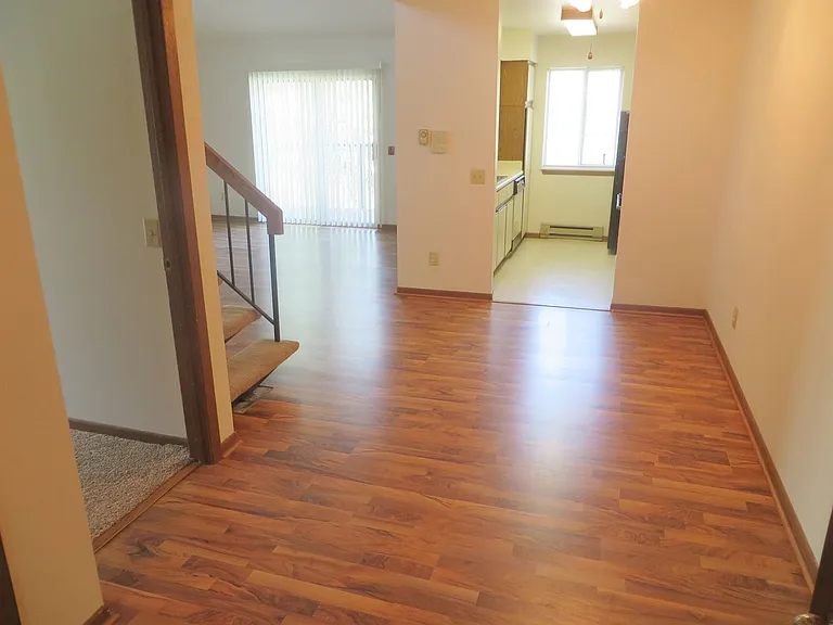 Orchard Village Apartments — Photo 179