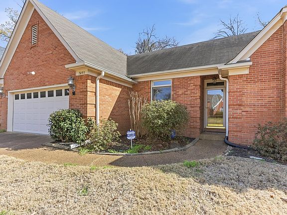 2nd image of 7493 Apple Yard Ln