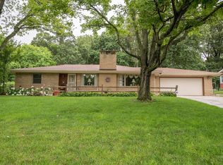 27 Waibel Rd, Bartonville, IL 61607