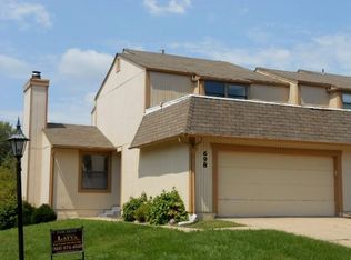 698 NW Valleybrook Rd #698, Blue Springs, MO 64014