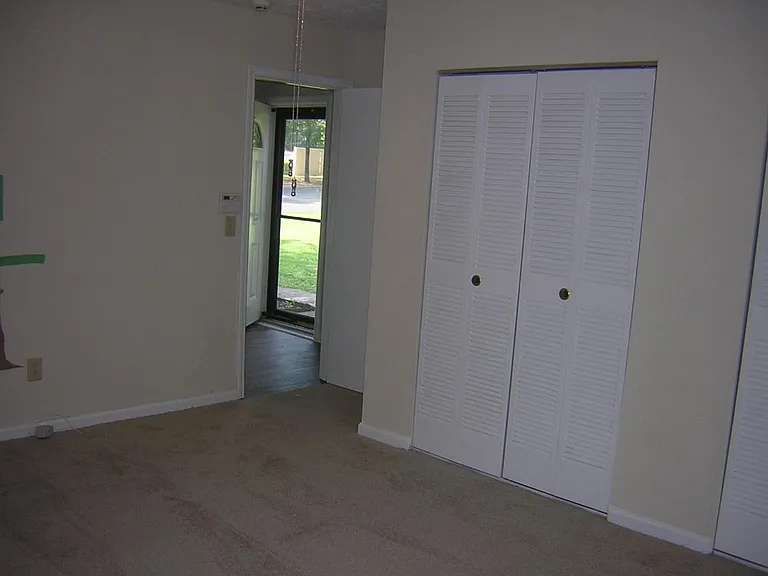 133 Sandalwood Cir — Photo 15