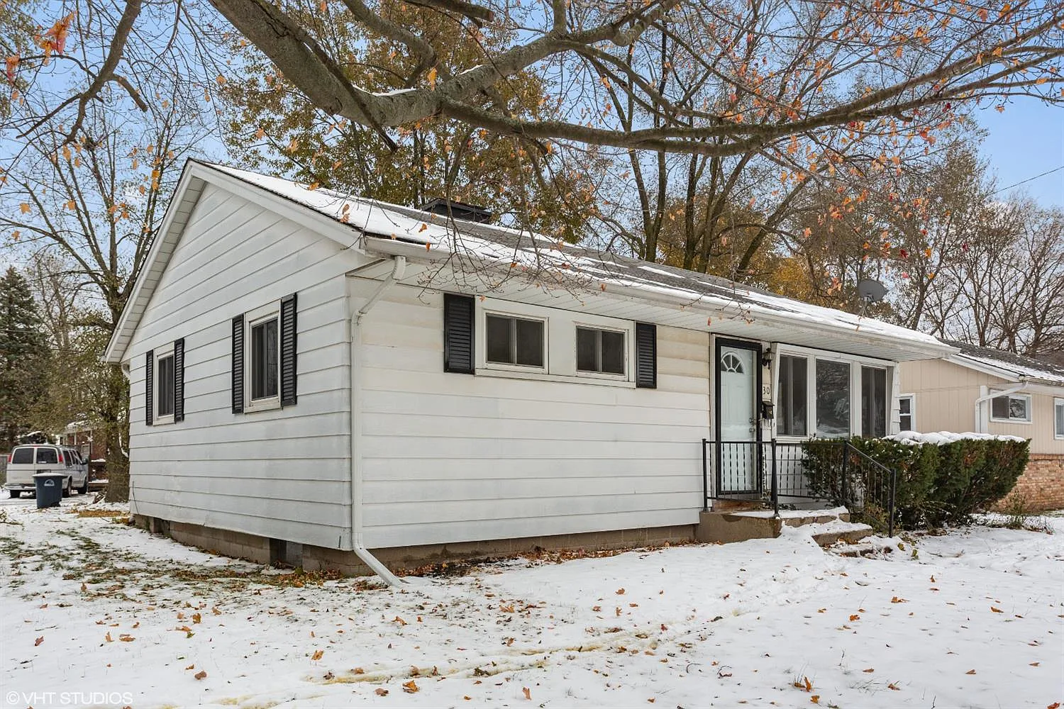 130 Jackson St photo 1