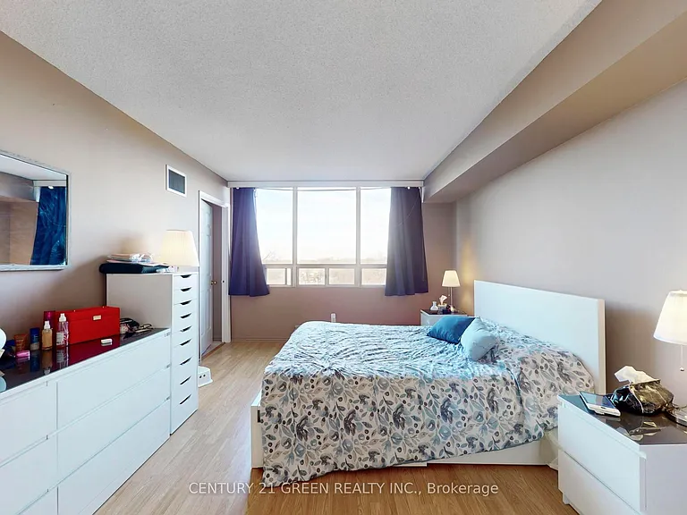 310 Mill St S #712 — Photo 25