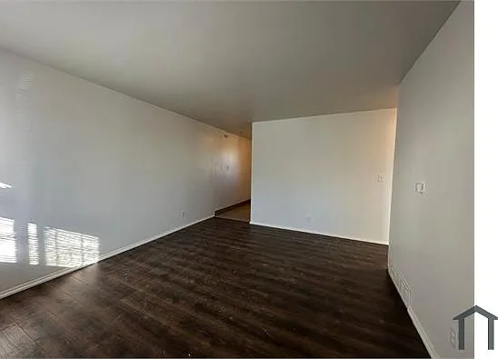 3828 S King St — Photo 5