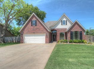 505 W 38th St, Sand Springs, OK 74063