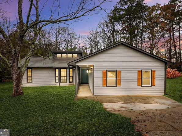 9573 Briar Creek Ct, Jonesboro, GA 30238