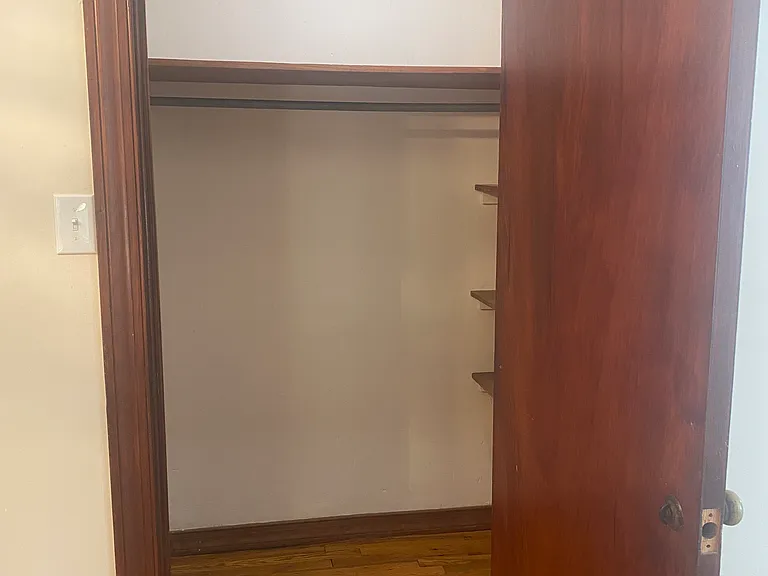101 E Club Blvd #B — Photo 15