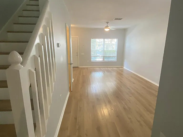 1307 Throckmorton Dr — Photo 15