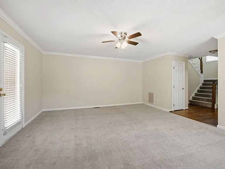 1601 Oakland Hills Way — Photo 3