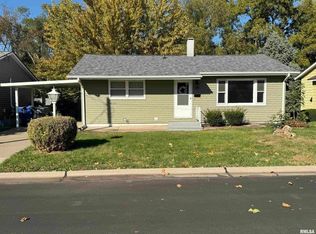 2110 Cody St, Bettendorf, IA