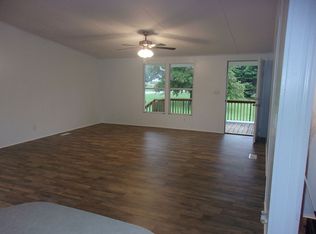121 Red Oak Ln, North Wilkesboro, NC 28659