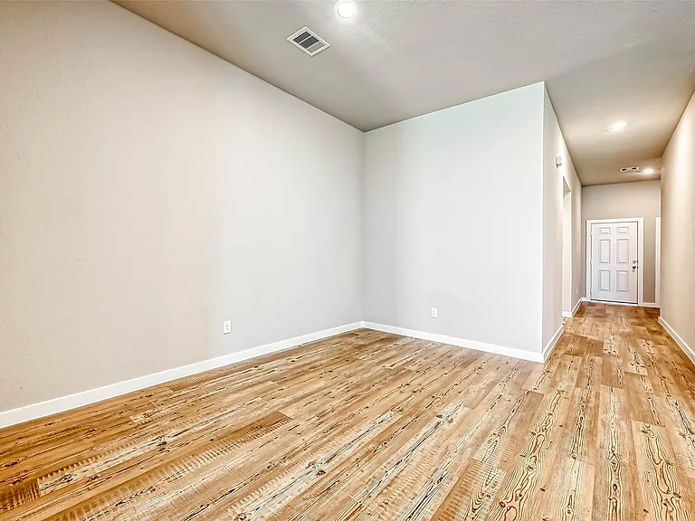 2611 Westward Hill Dr — Photo 14