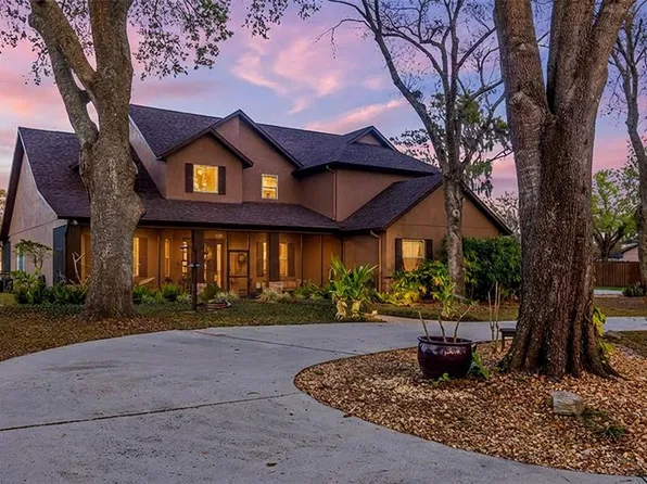 1710 Newberger Rd, Lutz, FL 33549