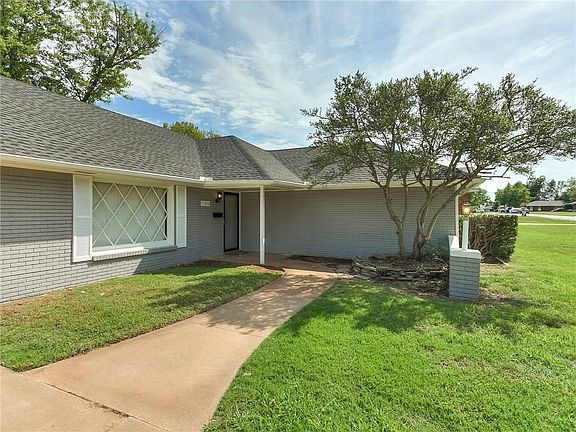 5th image of 11316 Greystone Ave
