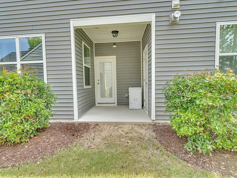 709 Hadstock Path — Photo 13