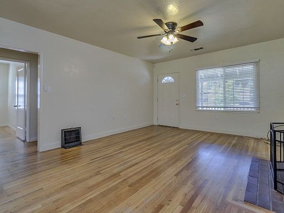 4th image of 1119 Park Blvd