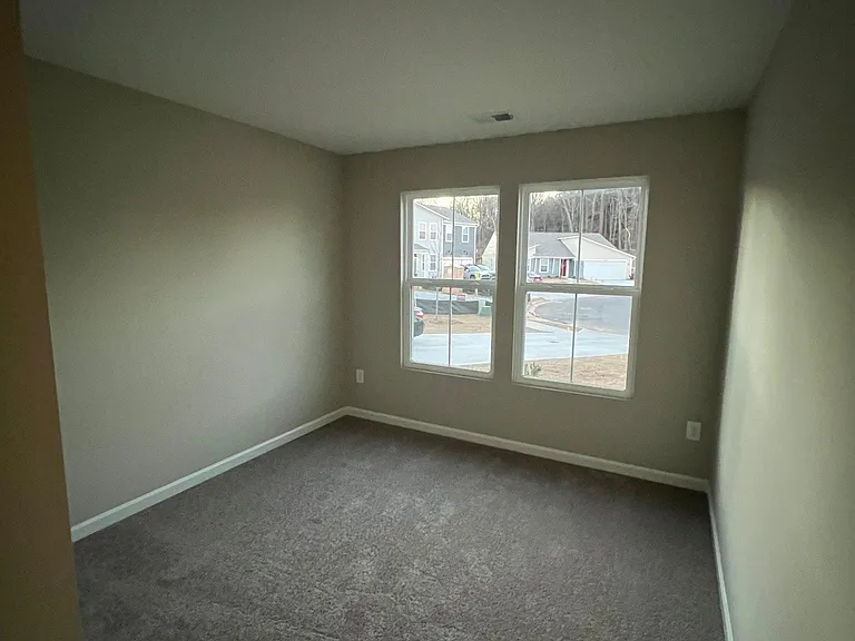 335 Port Way — Photo 14