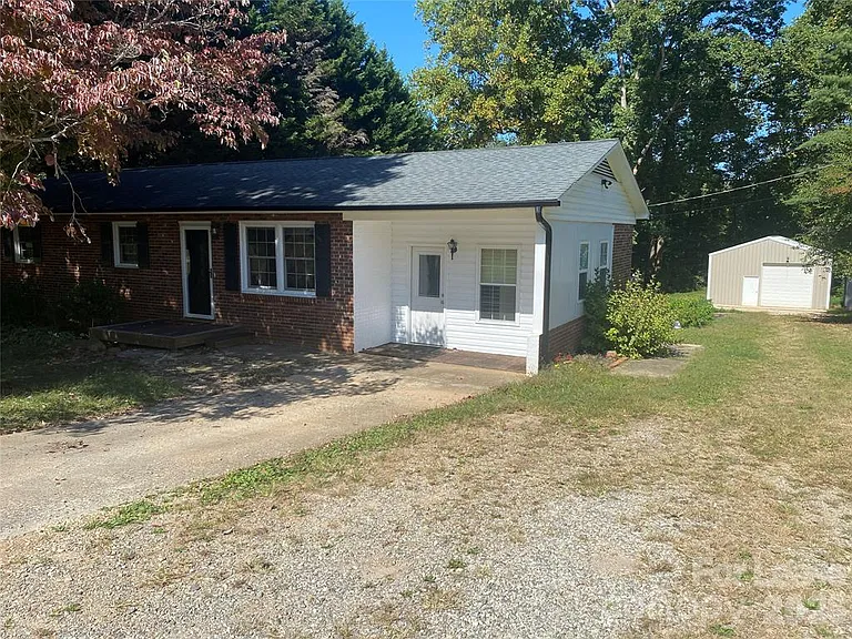 1320 Jamestown Rd — Photo 15