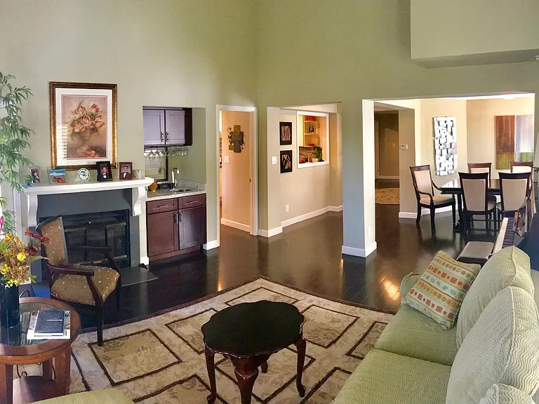 16 Violet Ln — Photo 6