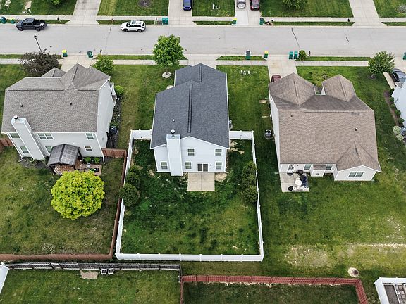 3rd image of 4241 Zachary Ln