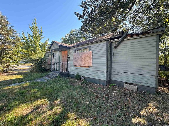 2nd image of 69 Cypress Dr